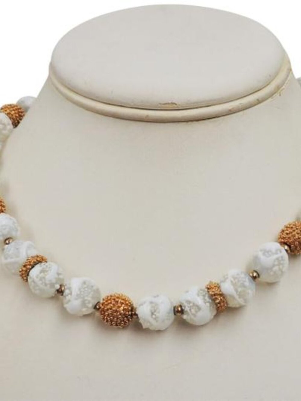Vintage 1960s Signed Napier White Art Glass Beaded Necklace